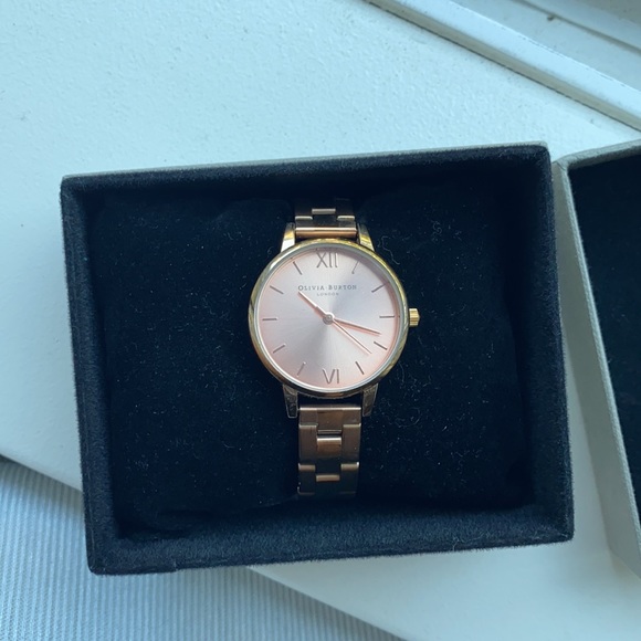 GUC Olivia Burton rose gold watch - Picture 2 of 5